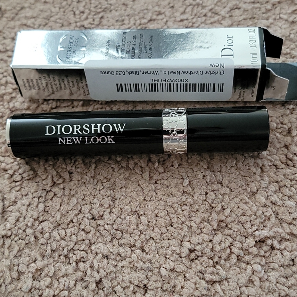 Mascara - Picture 3 of 4